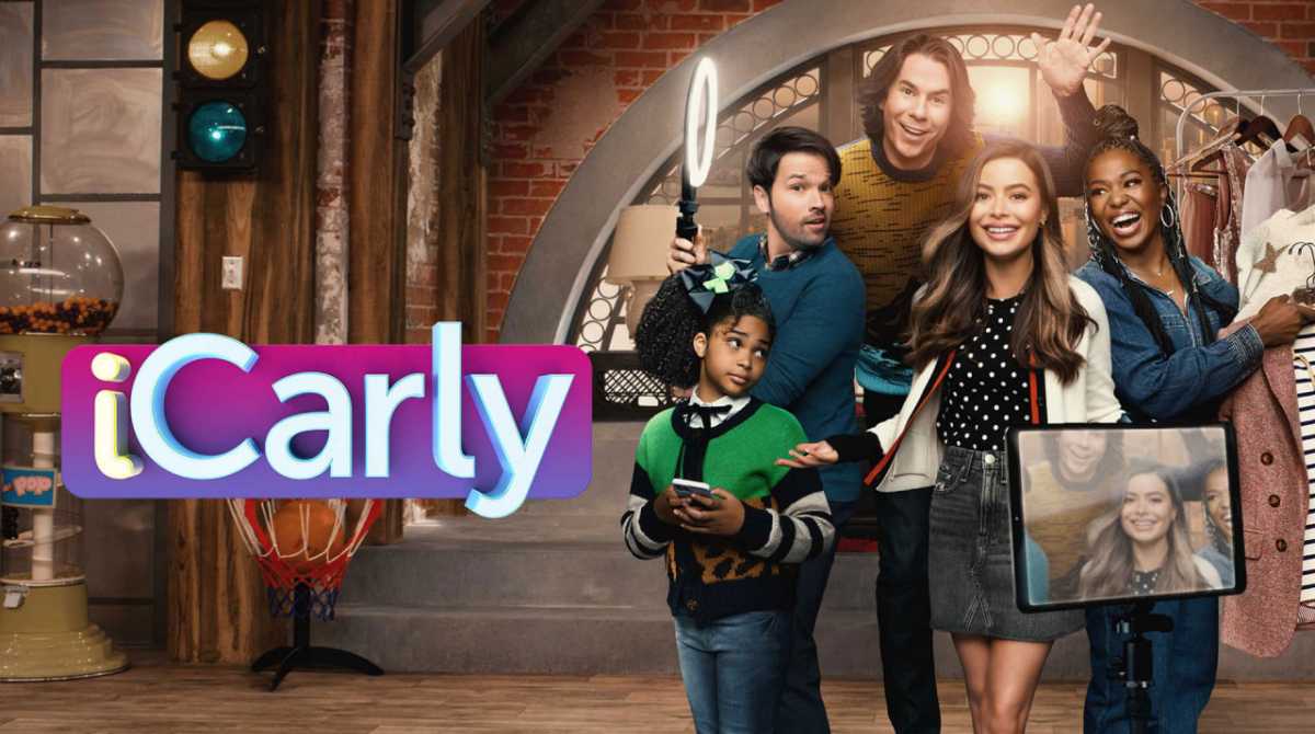 爱卡莉 第一季封面图