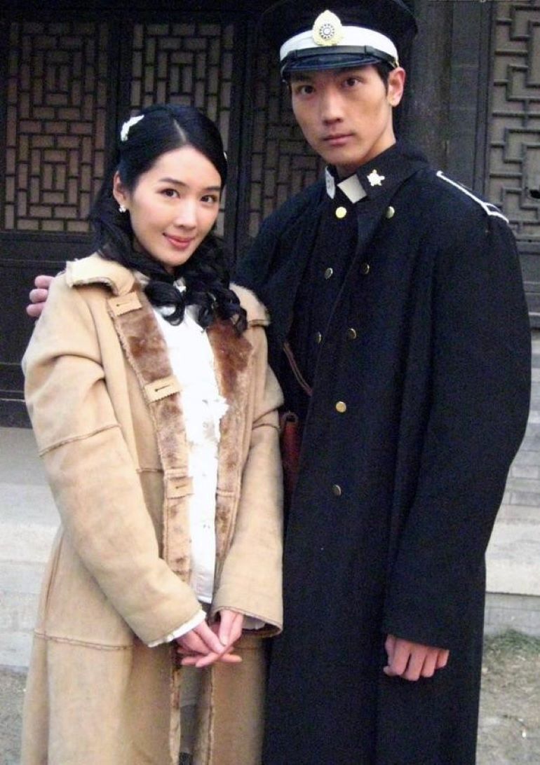 迷情世家封面图