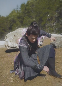 下山后，绝世美女非要拜我为师