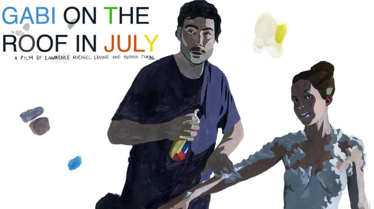 七月在房顶上的加比