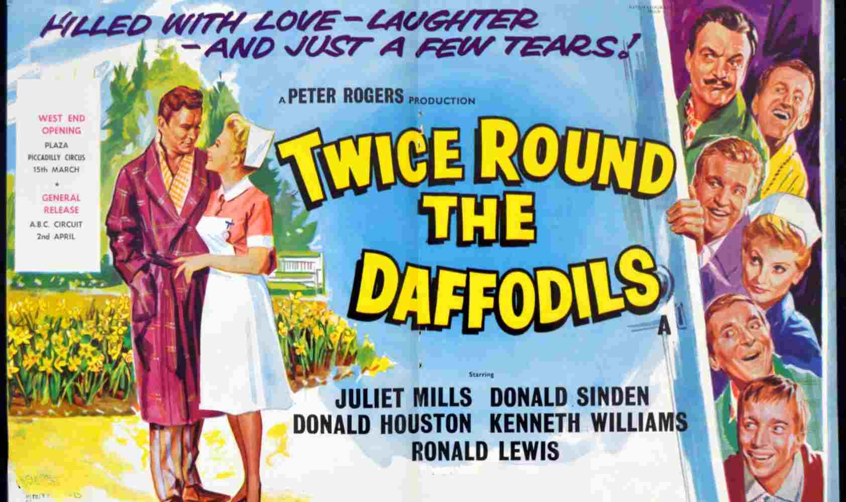 绕着水仙花转两圈