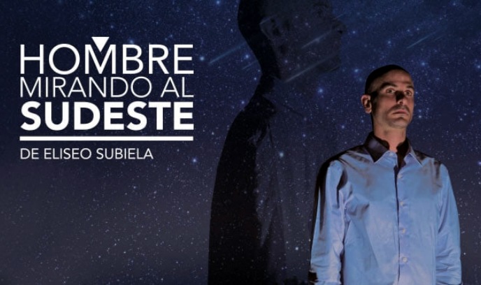 面向东南方的男人