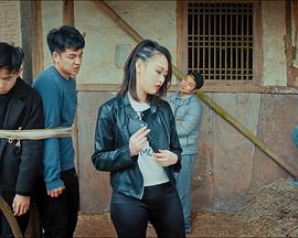 头戴鲜花的男人之英雄泪