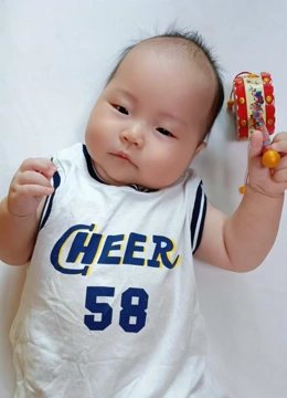 叫我悠悠宝贝呀