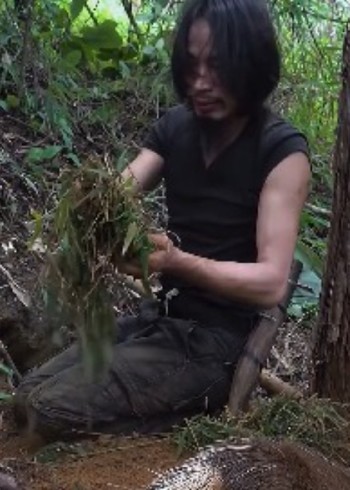 独居热带雨林的托尼