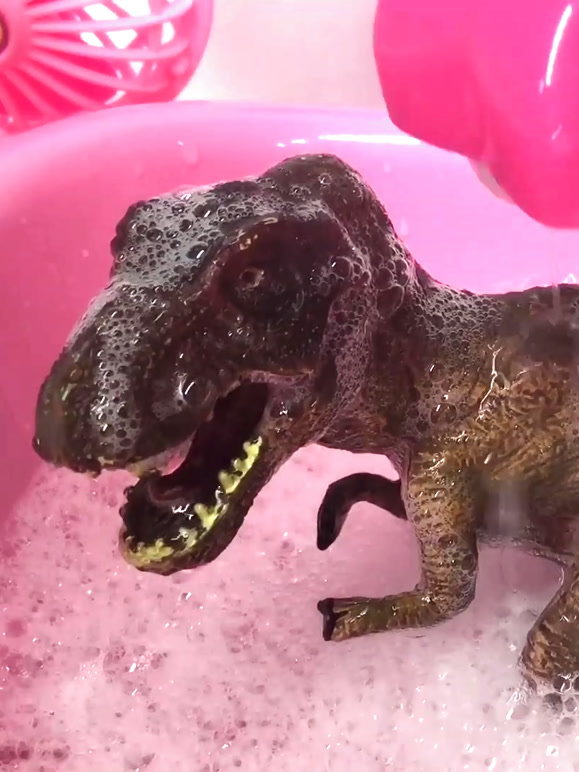 恐龙世界玩具视频