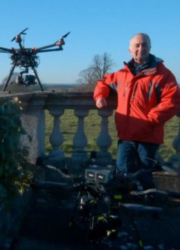 用无人机探索不为人知的英语国