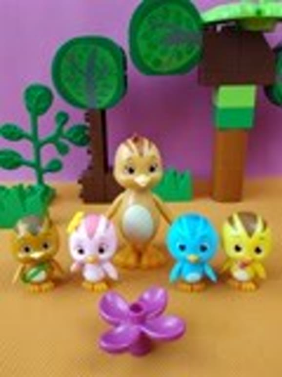 萌鸡小队美佳妈妈和可爱的鸡宝宝