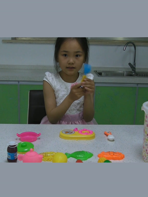 于晴楠玩具7岁小女孩教你玩玩具