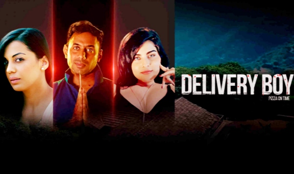 送餐员准时送达披萨