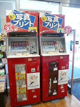 纪实72小时街角的照片打印机