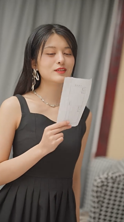 新离婚后，我被前夫舅舅宠坏了