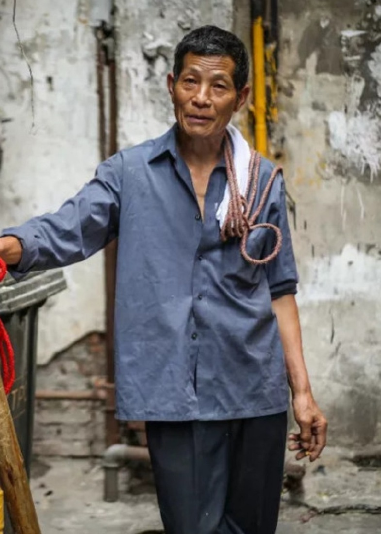 讲述真实纪录片”