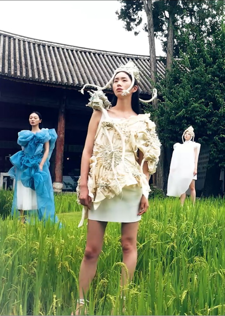 丝路云裳盛装中国